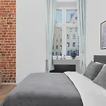 Grey Panther Apartment In The Heart Of Wroclaw