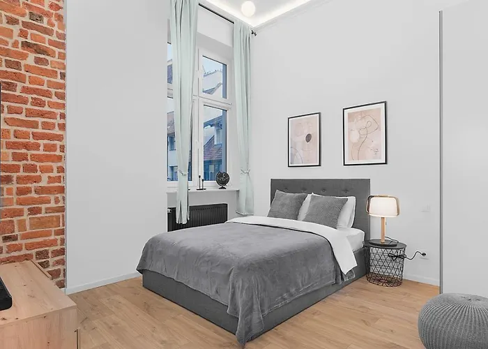 Grey Panther Apartment In The Heart Of Wroclaw
